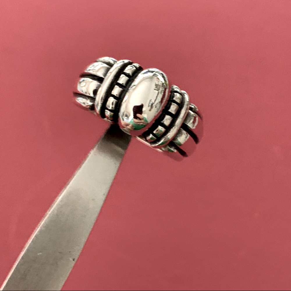 James Avery - Thatch Ring (retired) - Size 6
